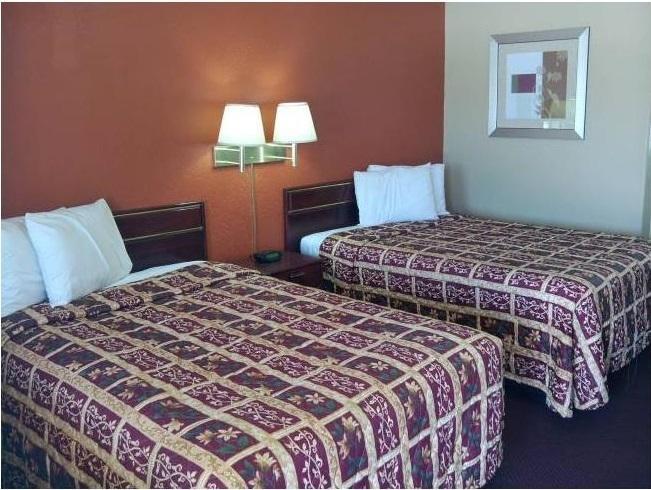 Deluxe Inn Stamford Quarto foto